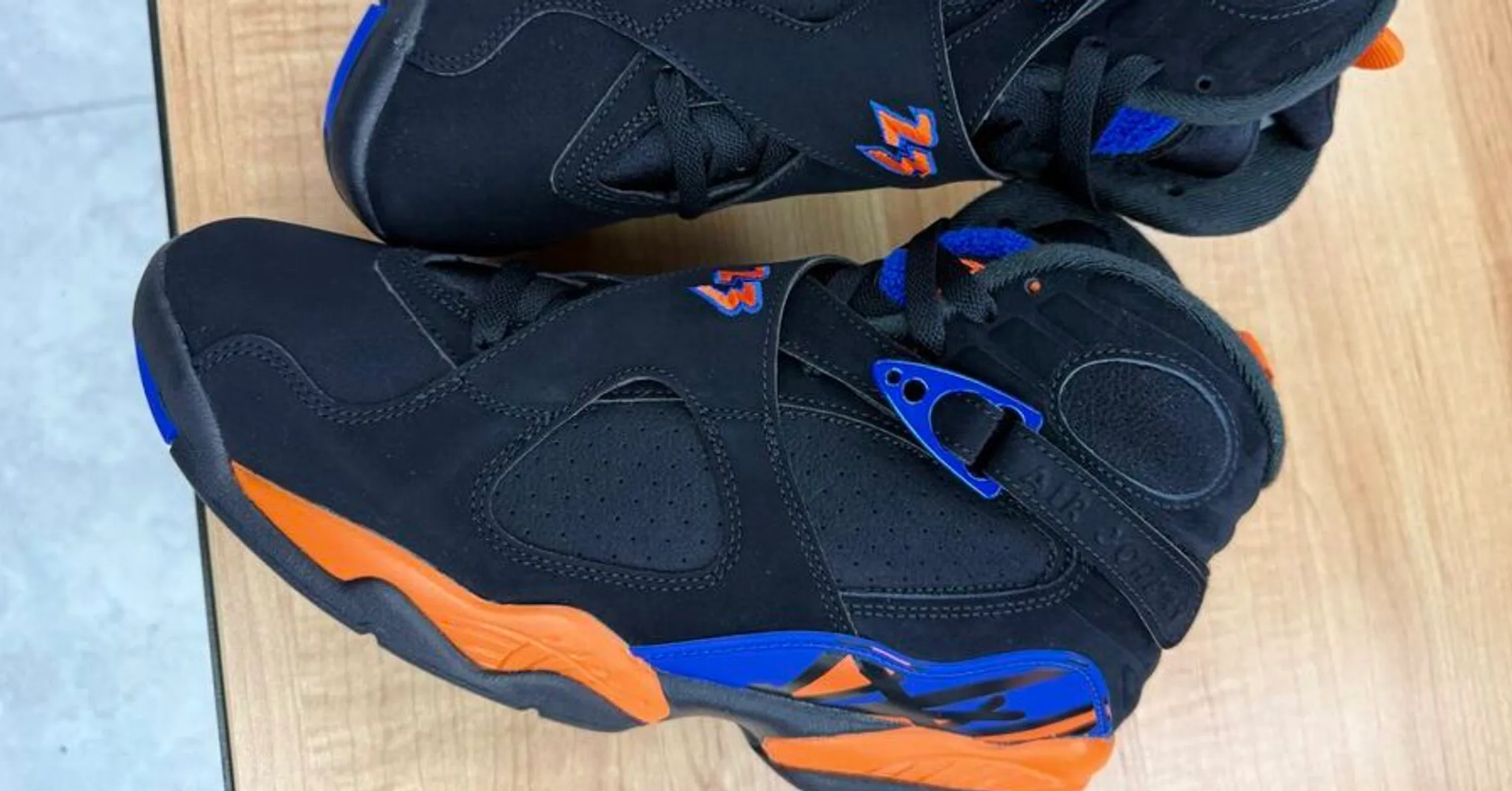 First In-Hand Look Surfaces Of The Air Jordan 8 “Knicks”