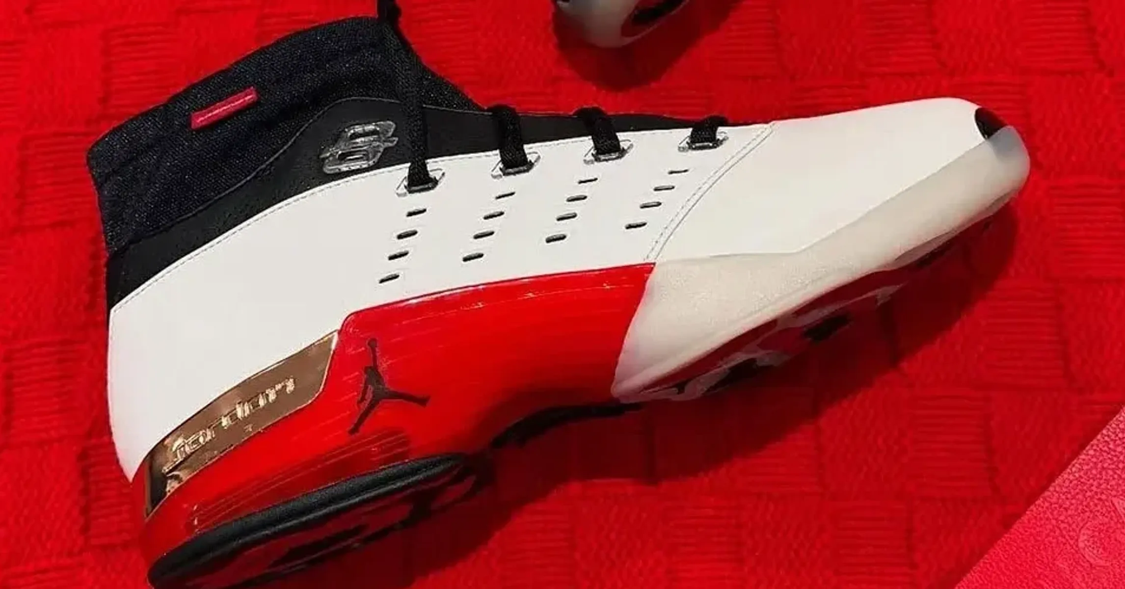 Infinite Archives Brings Two More Air Jordan 17 Lows To Retail