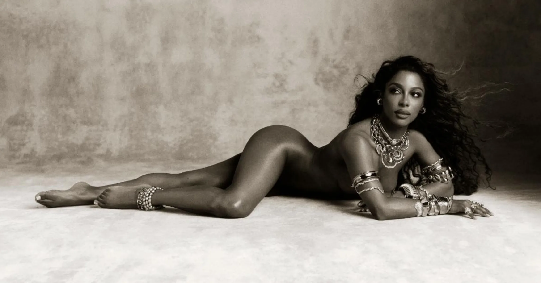 Frequency Of Love – Album by Victoria Monét