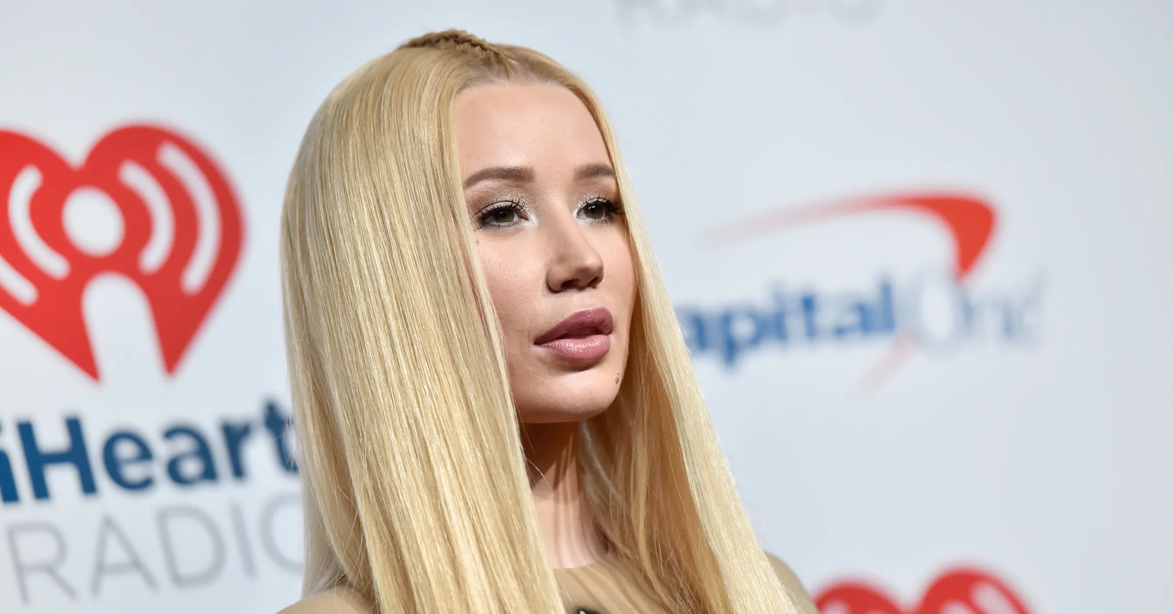 Iggy Azalea Offered Bang Bros Porn Contract After Declaring Herself  Unsigned