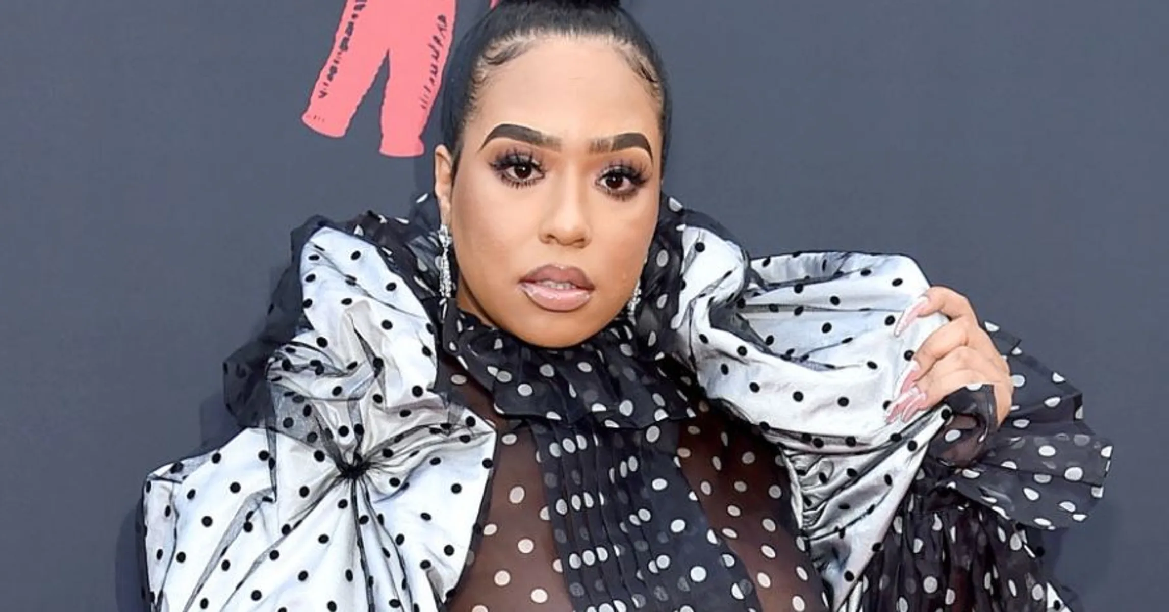 B. Simone Announces OnlyFans With Underwear Photo: "F*ck It"