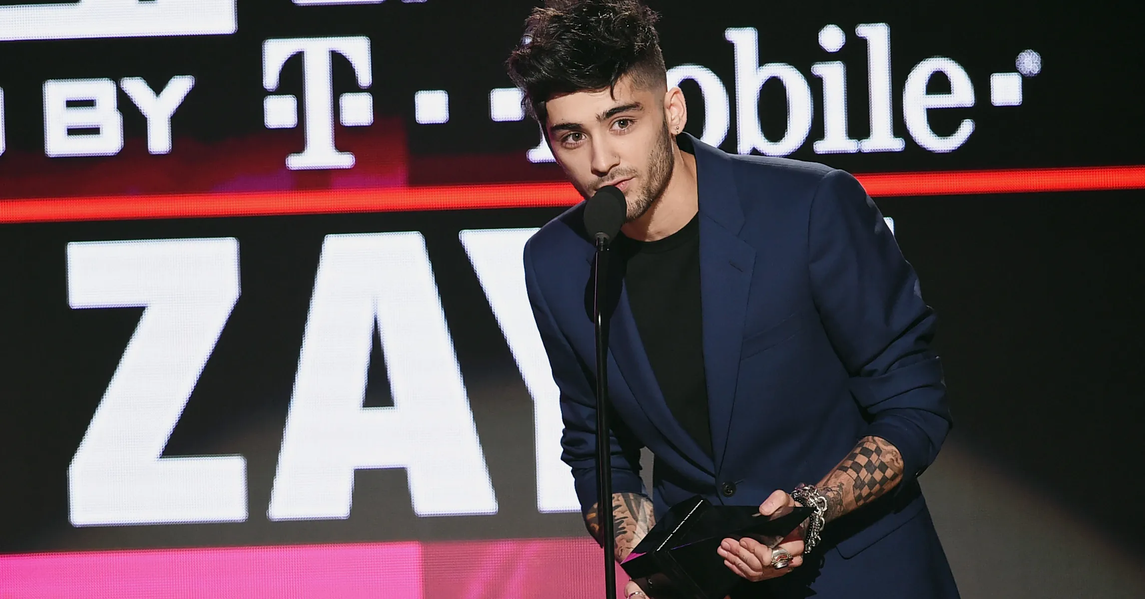 Zayn Malik Offers August Alsina Remix To Fans Following Leak
