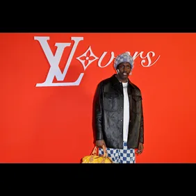 Louis Vuitton : Photocall - Paris Fashion Week - Menswear Fall/Winter 2024-2025