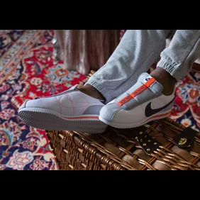 house shoes nike cortez