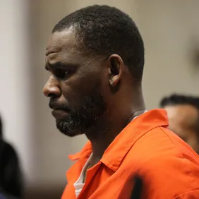 R. Kelly Fan Arrested For Allegedly Assaulting Another Fan