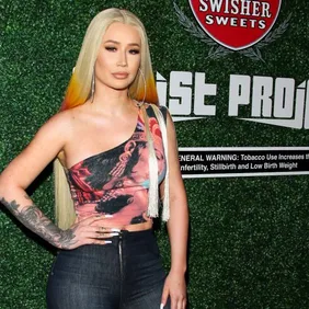 Swisher Sweets Awards Cardi B With The 2019 "Spark Award"