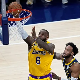 Los Angeles Lakers v Indiana Pacers