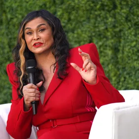 Solange Knowles Net Worth 2023: What Is The Singer Worth?