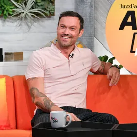 Celebrities Visit BuzzFeed's "AM To DM" - August 13, 2019