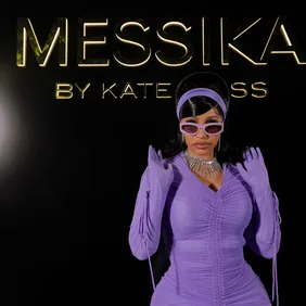 Messika : Photocall - Kate Moss High Jewelry Fashion Show - Paris Fashion Week - Womenswear Spring Summer 2022