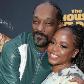 Snoop Dogg Wife Matching Rings Birthday Hip Hop News