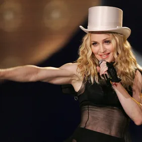 Madonna "Sticky and Sweet Tour" - Nice