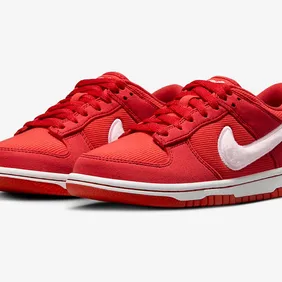 Nike-Dunk-Low-GS-Valentines-Day-2024-4