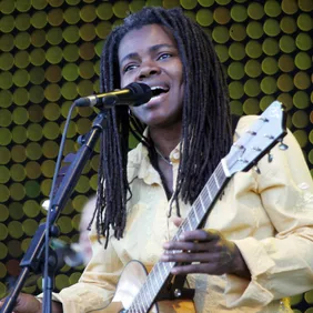 US singer Tracy Chapman performs during