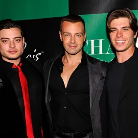 Joey Lawrence Celebrates 36th Birthday with Brothers Matthew and Andrew at Chateau Nightclub &amp; Gardens in Las Vegas