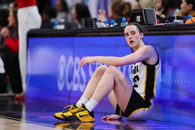 Caitlin Clark Recreates Iconic Kobe Bryant Pose To Celebrate Big Ten Title