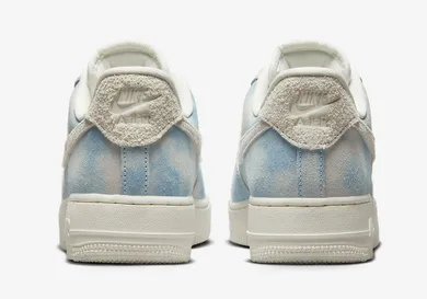 Nike-Air-Force-1-Low-Clouds-University-Blue-Sail-FD0883-400-Release-Date-5