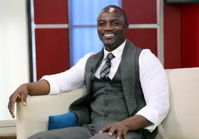 Billy Dee Williams, Christian Slater, And Akon Appear On "The Morning Show"
