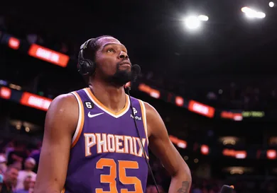 Minnesota Timberwolves v Phoenix Suns