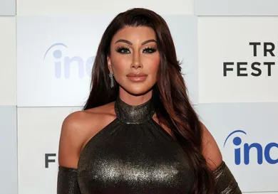 Holly Sonders launches Exposed Sportz, sports-themed OnlyFans rival