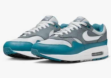 aqua nike air max