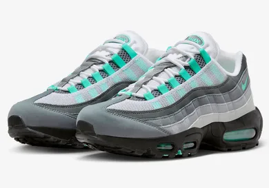 Nike-Air-Max-95-Hyper-Turquoise-FV4710-100-4