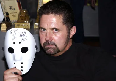 Kane Hodder Promotes His New Film "Jason X" with an In-Store Signing