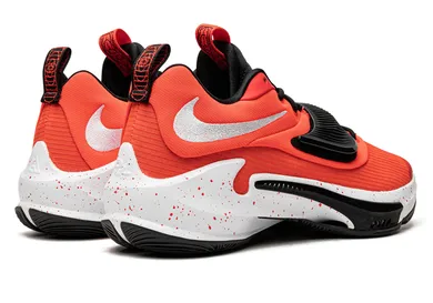 Nike Zoom Freak 3 Team Bright Crimson (Back View)