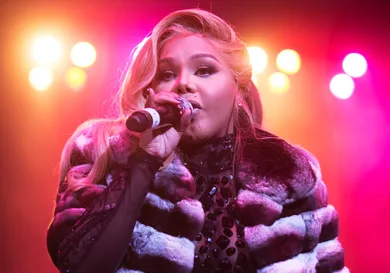 Lil Kim Net Worth 2023: What Is The Queen Bee Worth?