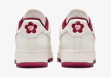 Nike-Air-Force-1-Low-Valentines-Day-2024-5
