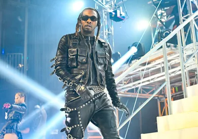 Offset Performs At History