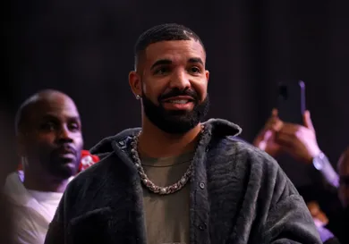 Drake Instagram DM Exposed, Internet Clowns Woman For Fumbling The Bag
