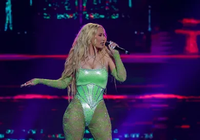 Iggy Azalea Promotes Her New Crypto Venture With Sexyy Red-Soundtracked