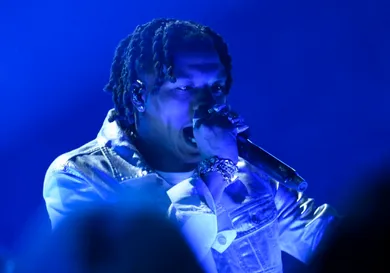 Lil Baby shares photo of Young Thug and Mariah The Scientist on ski