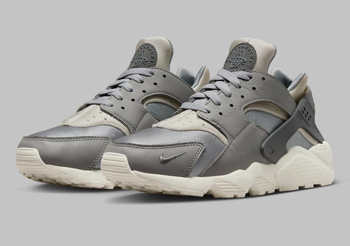 nike air huarache light ash grey