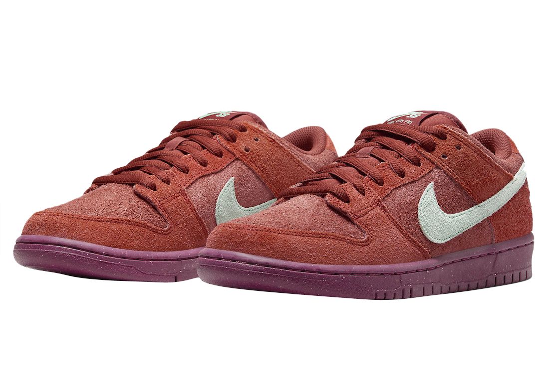 Nike SB Dunk Low 