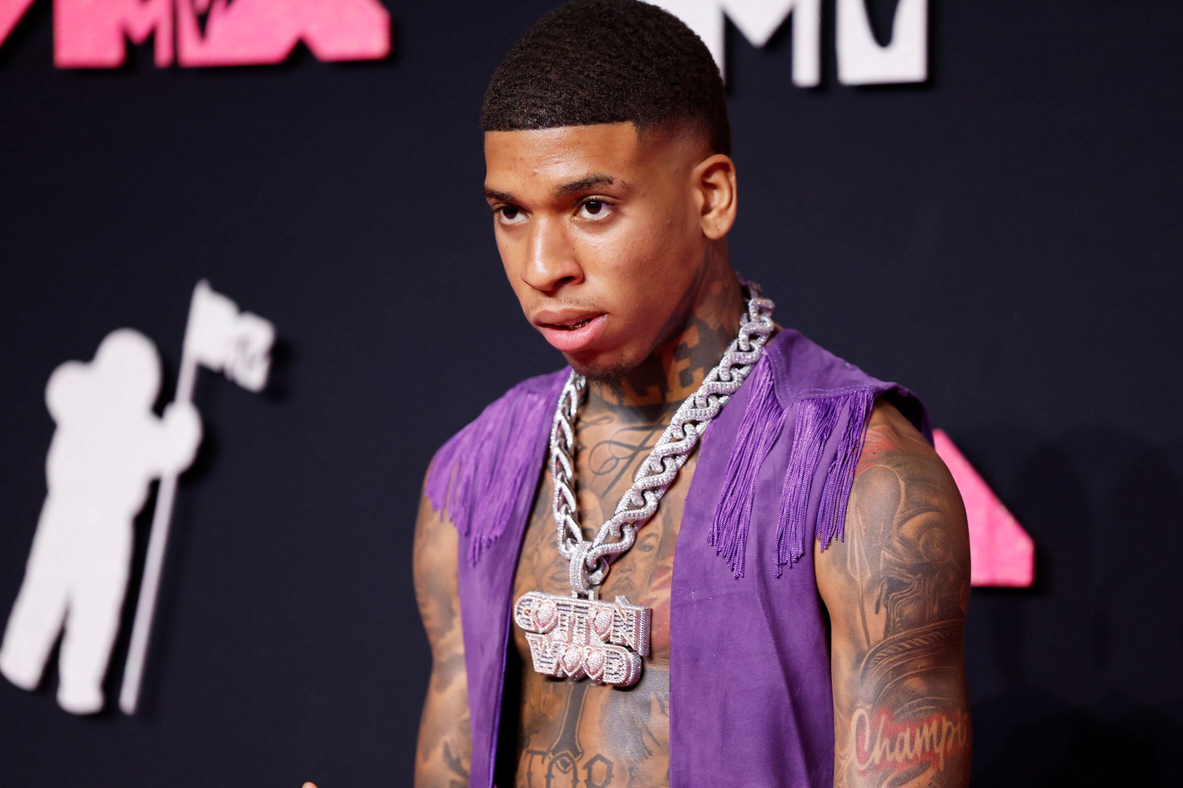 T Choppa Rapper NLE Choppa Calls Blueface A