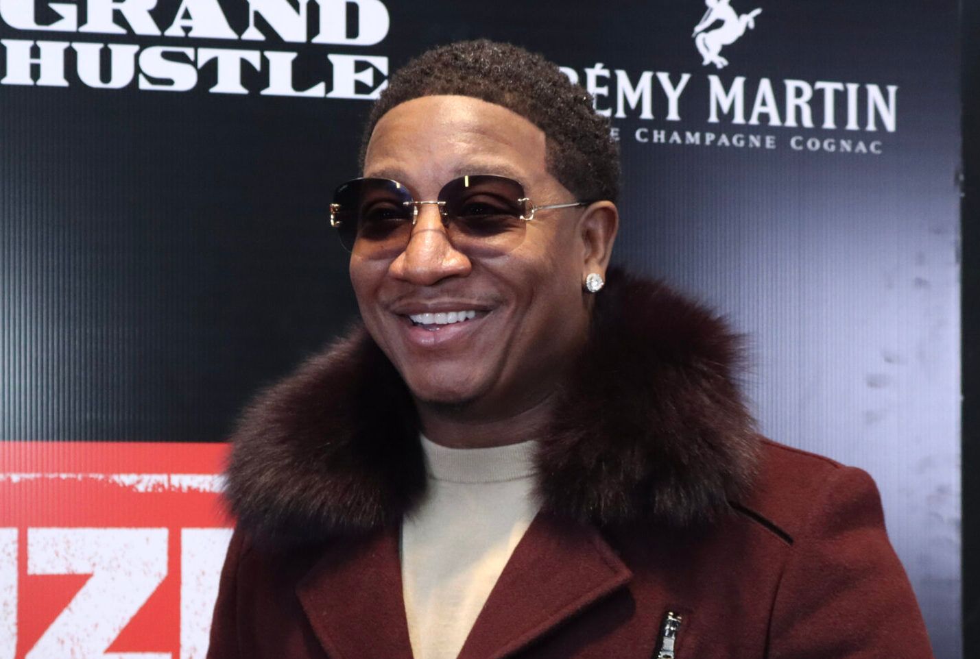 Yung Joc Joins Fitness Training Class In Ohio For Surprise Performance