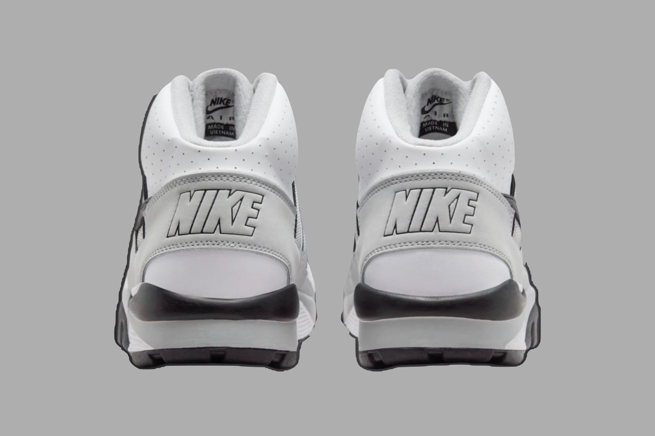 nike air trainer sc high black