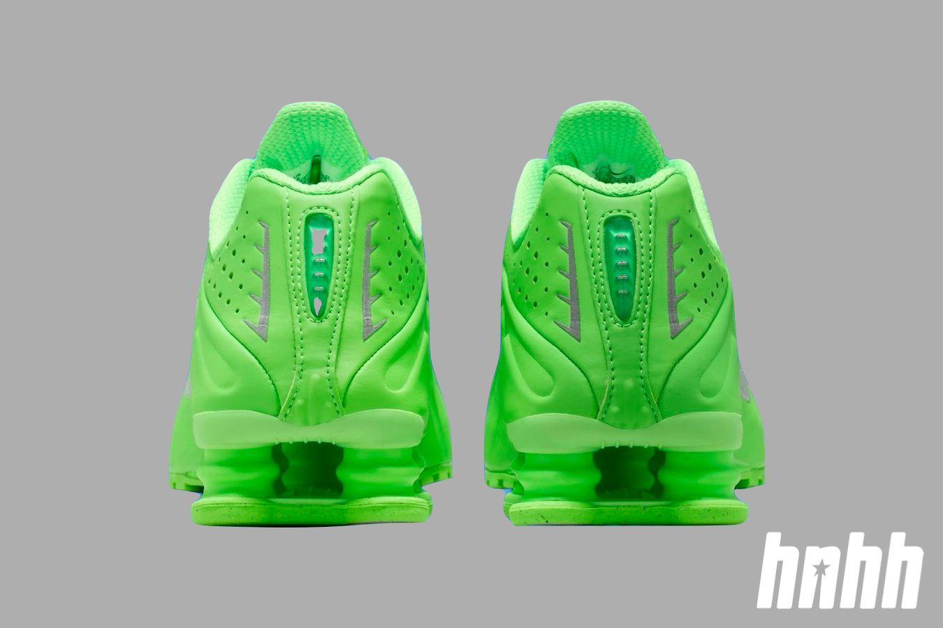 Nike Shox R4 “Green Strike” Officially Revealed