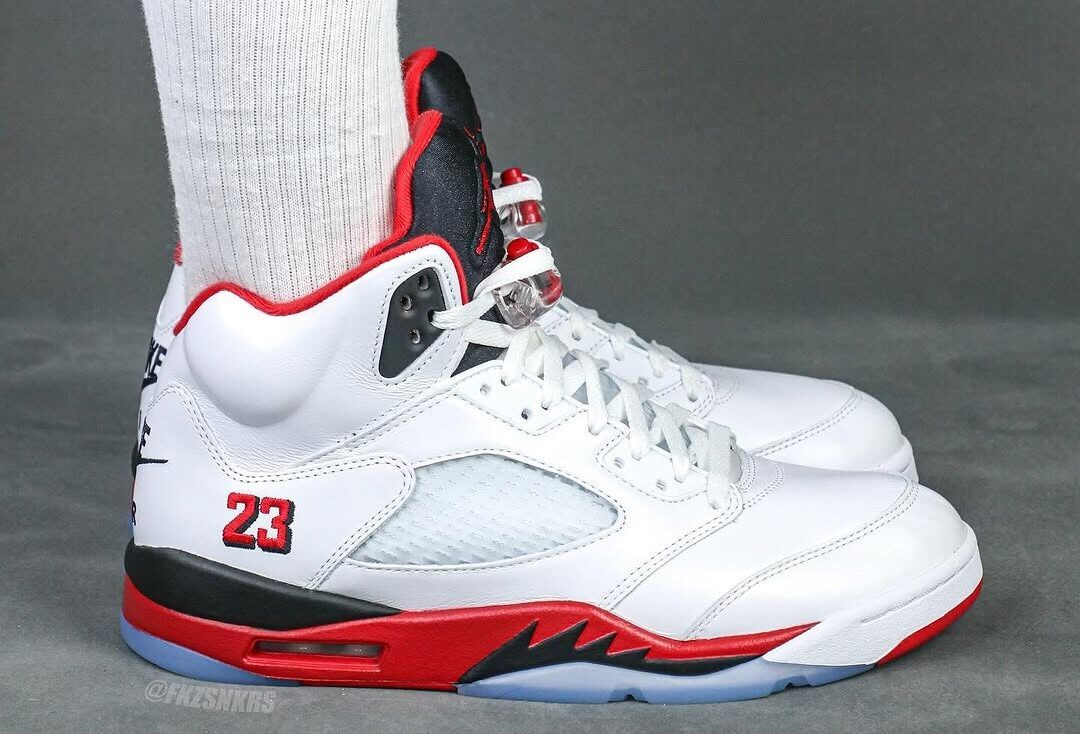 ジョーダン5 Fire Red/Black Tung No.23 Jordan 5 Retro Fire Red Black Tongue (2013) Men's - 136027-120 - GB