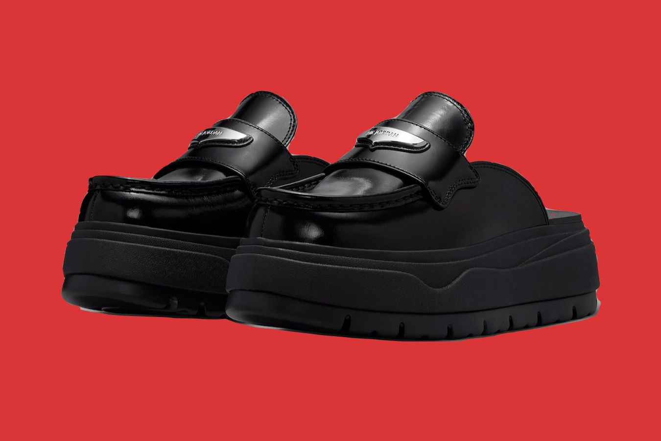 First Look At Women's Air Jordan Mule “Black/Metallic Silver”
