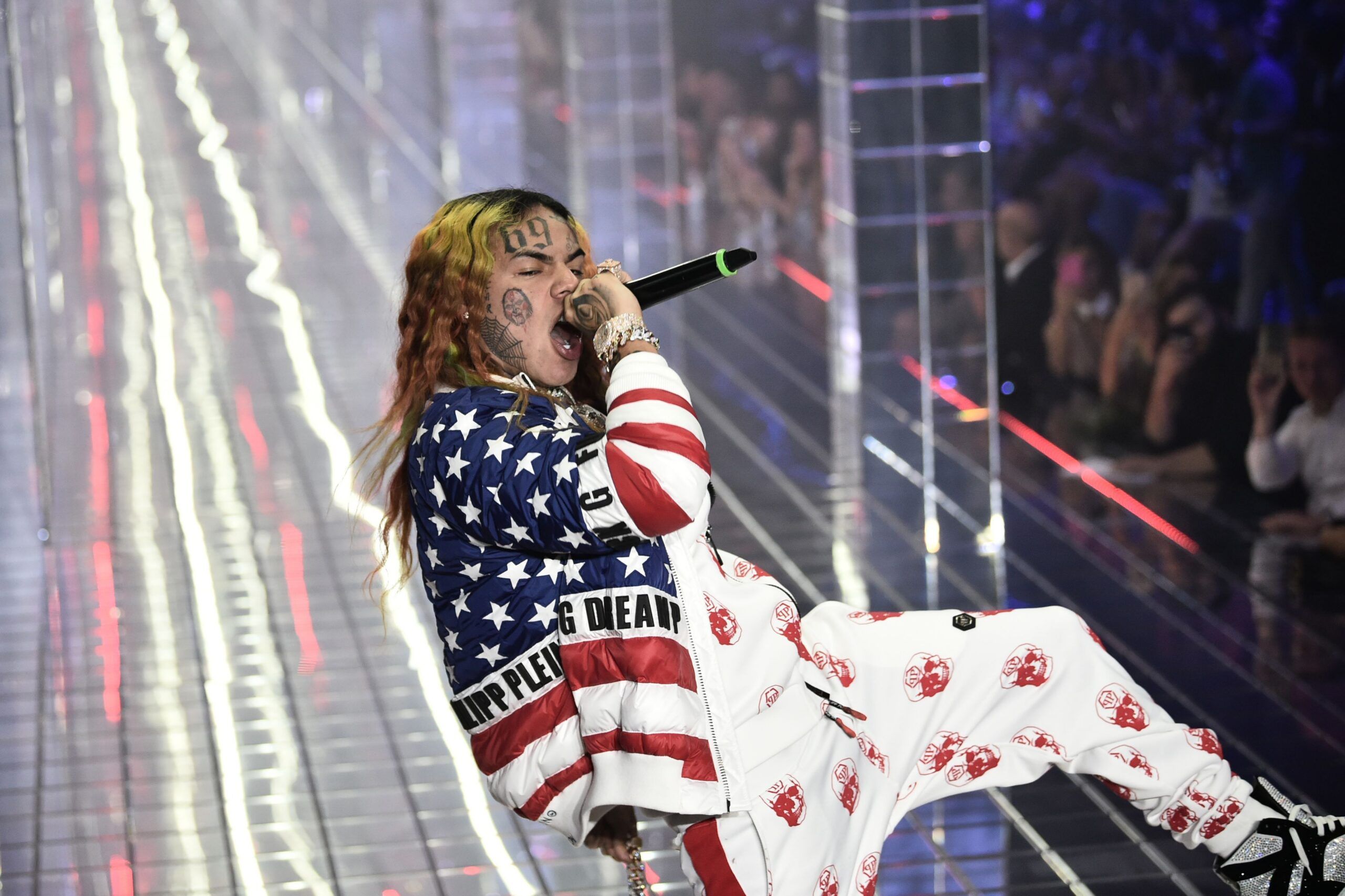 6ix9ine Goes Off On Young Thug Again Amid Snitching Scandal