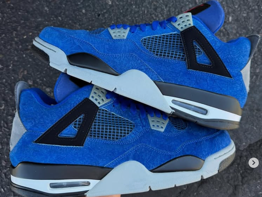 Air Jordan 4 