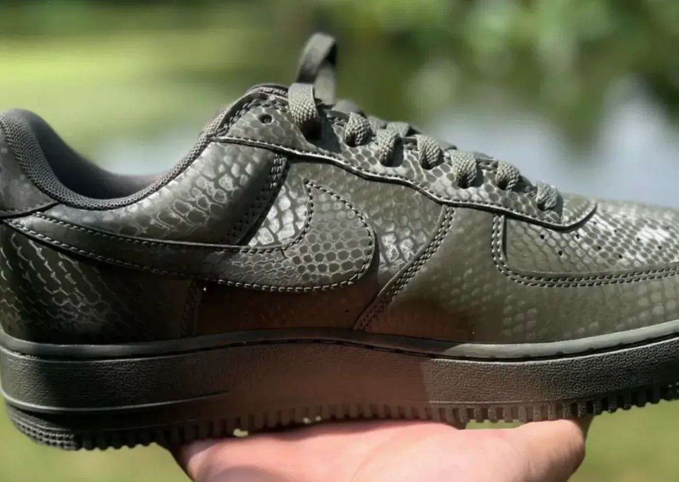 kobe-bryant-nike-air-force-1-