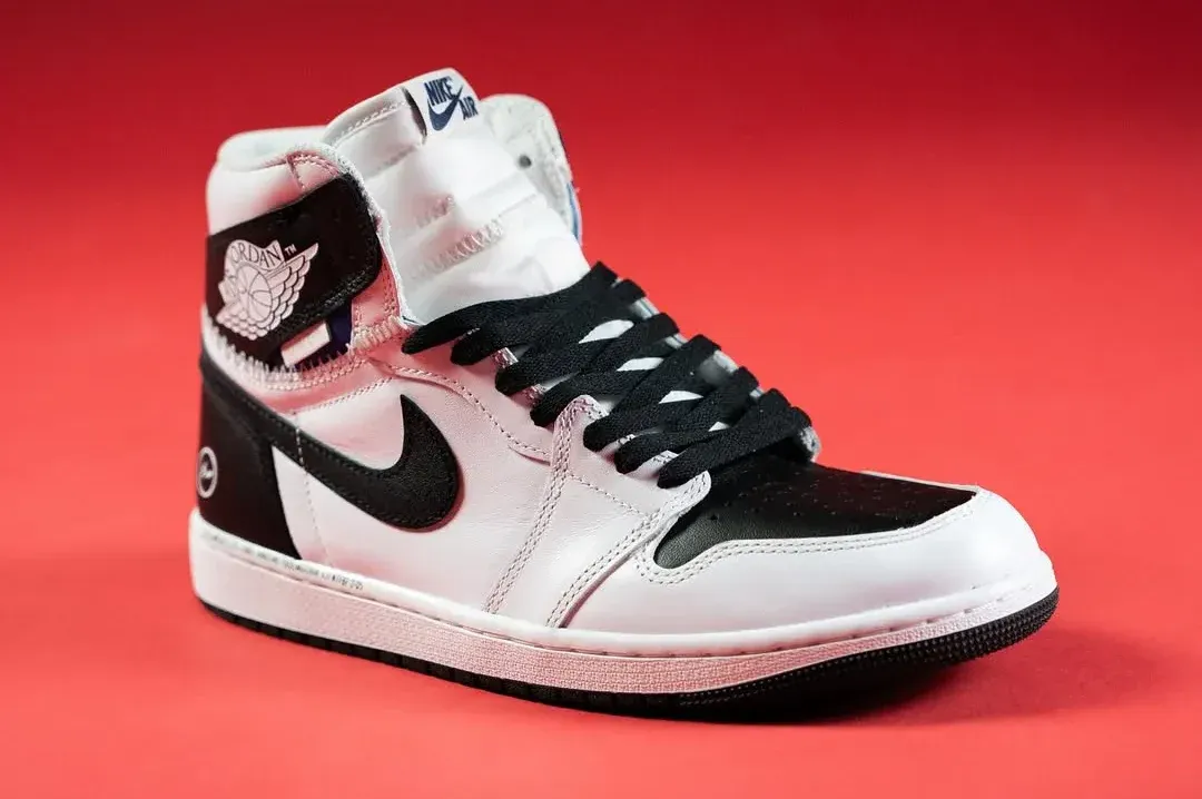 【新品 未使用】FRAGMENT x UNION x Nike Air Jordan 1 Retro High OG SP “White Black” New Look At Upcoming Fragment x Union x Air Jordan 1 High OG