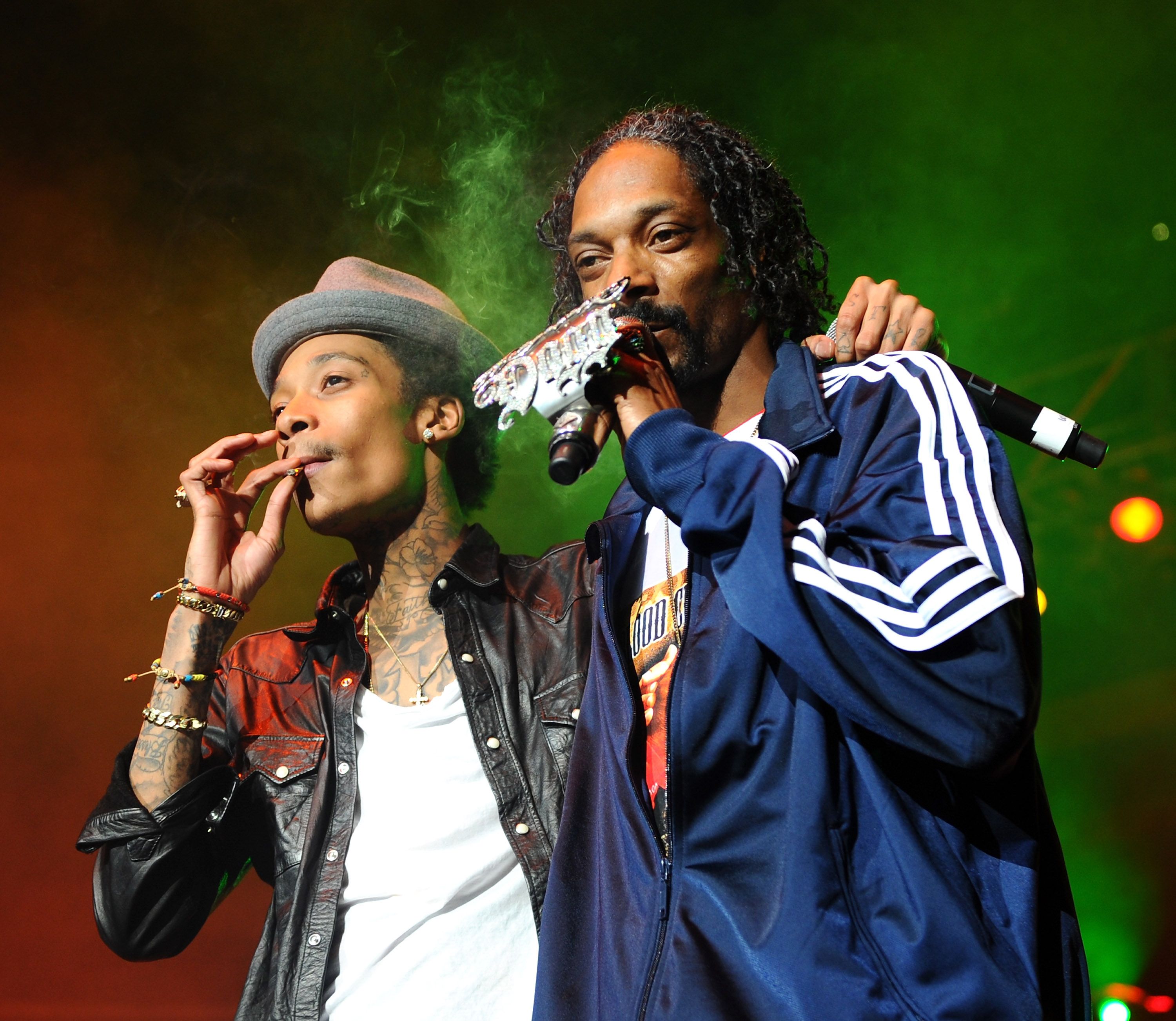 Snoop Dogg, Wiz Khalifa Banned From Filming at High School, image size:3000x2605