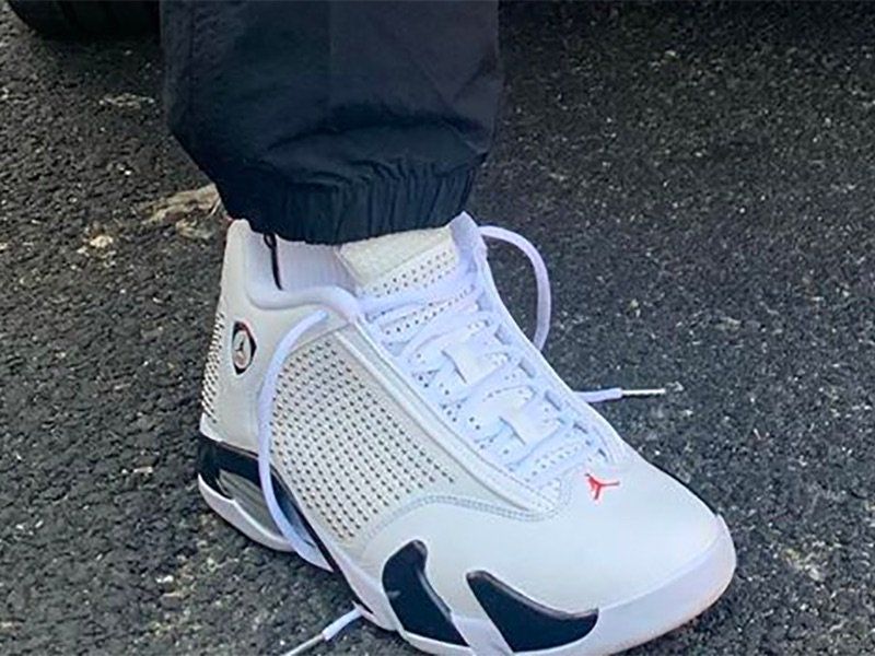 supreme 14s on feet
