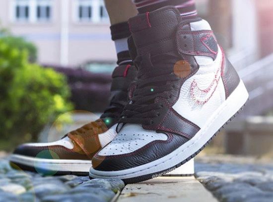 air jordan 1 defiant on feet