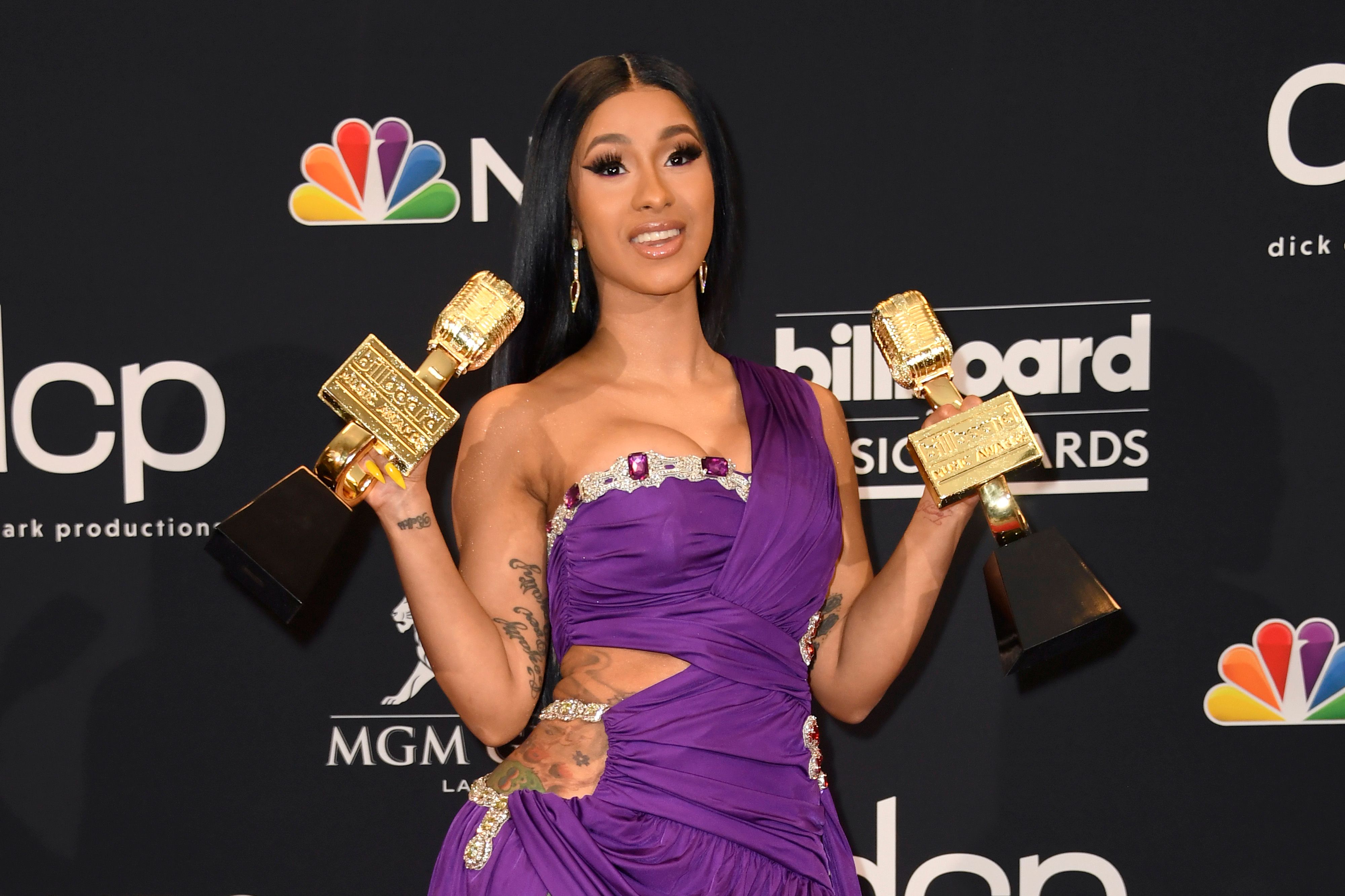 Cardi B Slams Fake Screenshot & Doesn't Want To Be Compared To Others